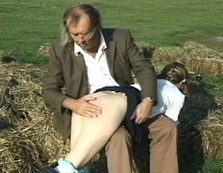 Free Perfect Spanking Pictures