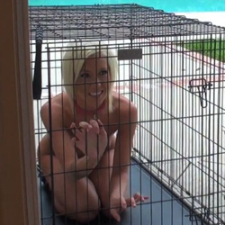 Nude Models : Caged blonde beaut for real